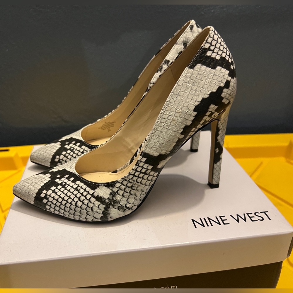 🐍 Popular Nine West Tatiana Pumps - Snakeskin 🐍